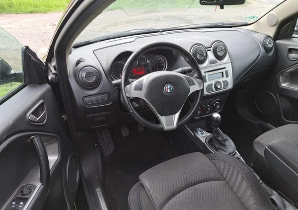 Alfa Romeo Mito cena 13900 przebieg: 150000, rok produkcji 2009 z Poznań małe 16